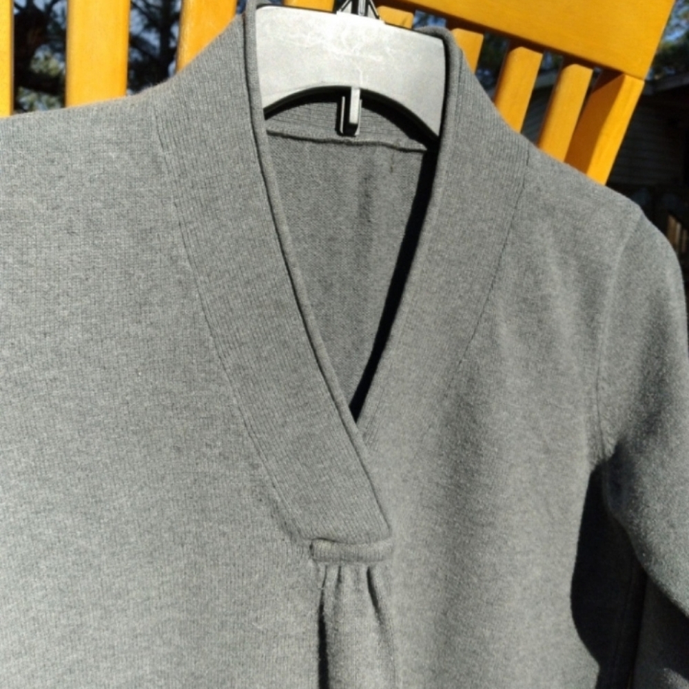 Womens wool varsity style v-neck sweater